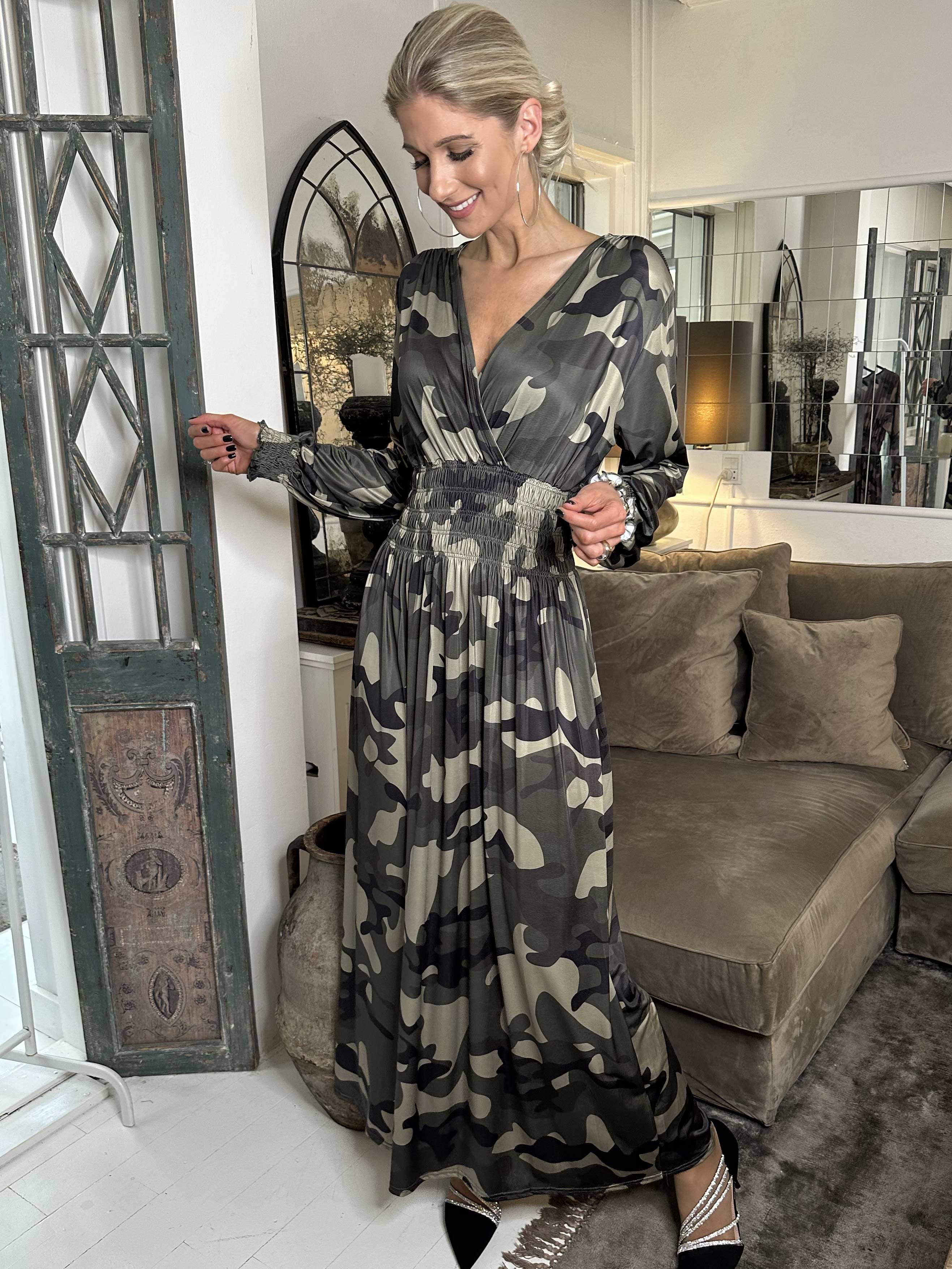 Pams Camo L/S - Elastisk kjole i camouflageprint